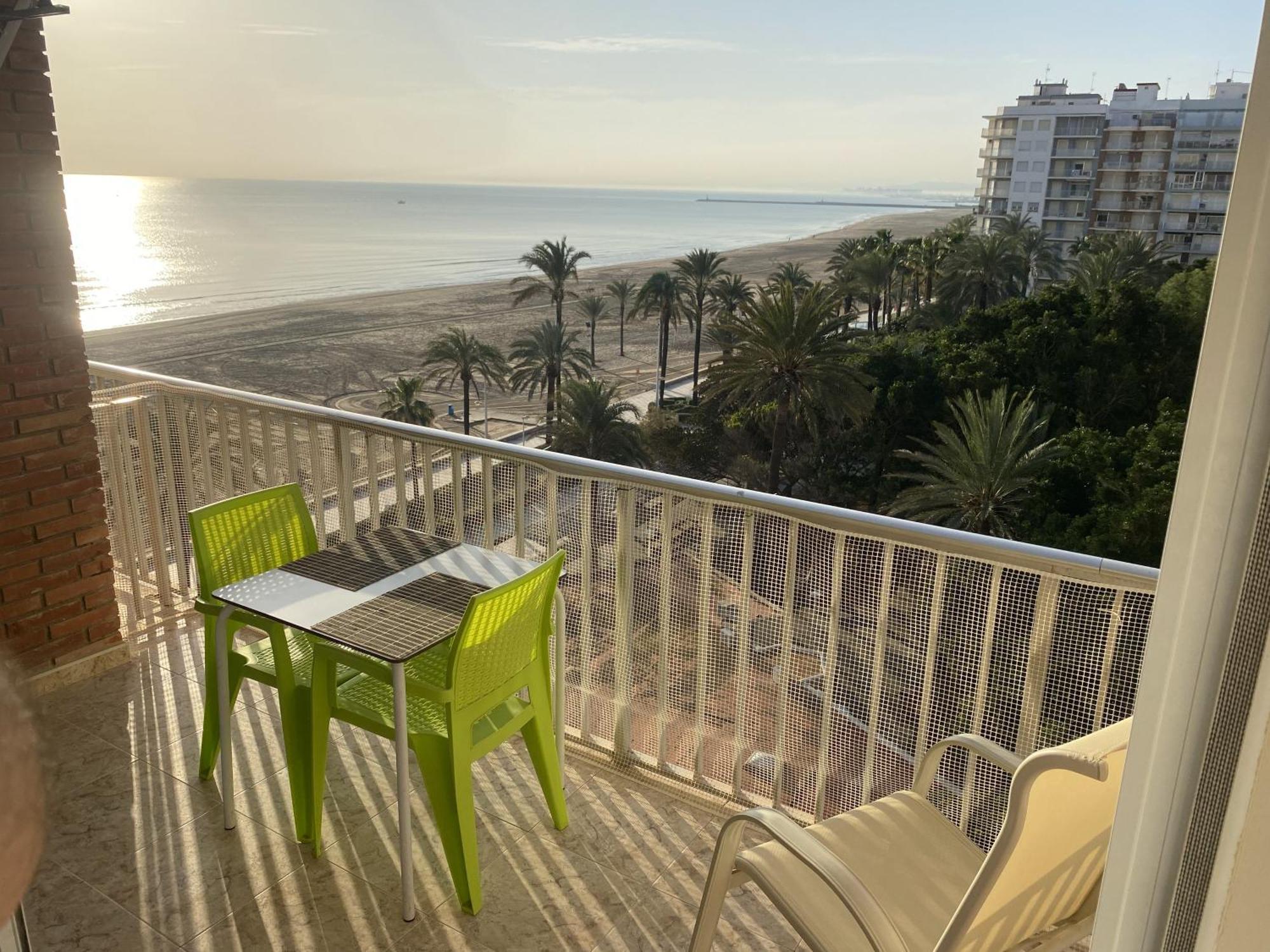 Beachfront And Cozy Apartment Cullera Εξωτερικό φωτογραφία